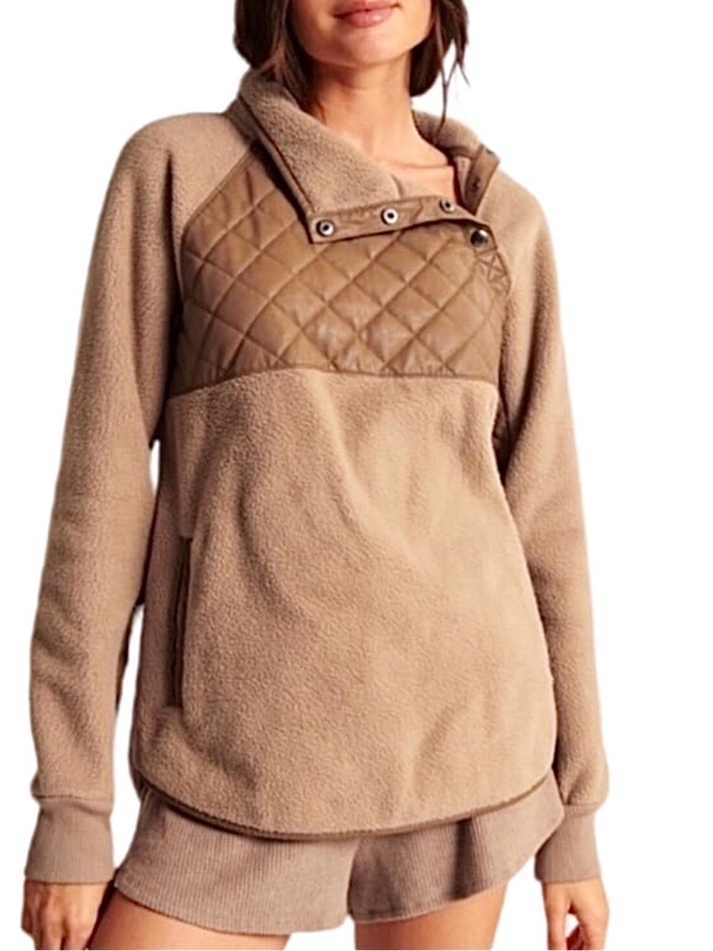 ABERCROMBIE ASYMMETRICAL SNAP UP FLEECE SIZE XS!! LIGHT TAN COLOR!!!